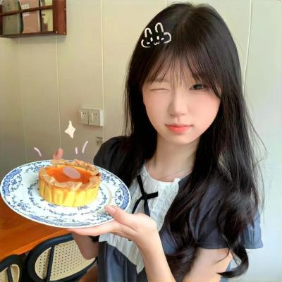 拥抱星星的月亮